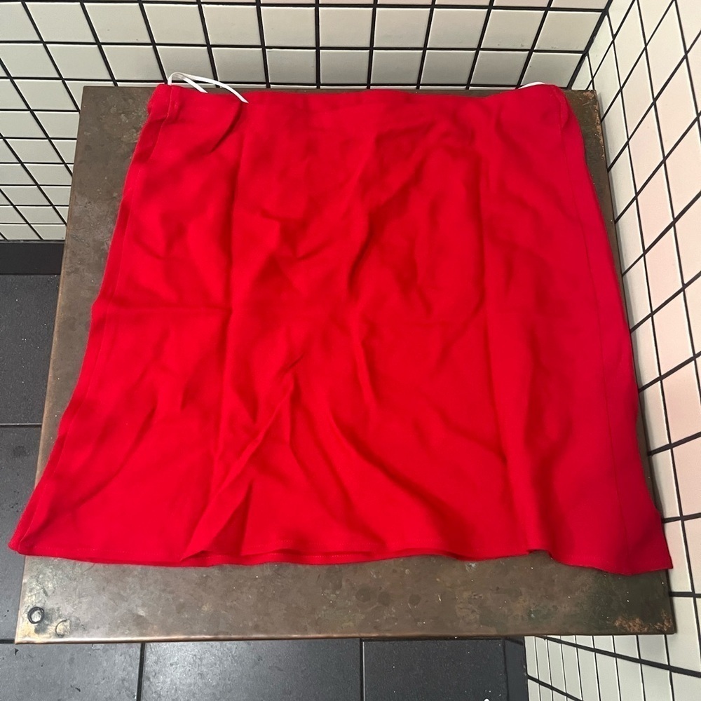 NWT Reformation Mollie Linen Sleeveless Strapless Top Lipstick Red S - Picture 4 of 5